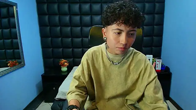 Im Mathias online show from November 13, 2025, 2:48 am