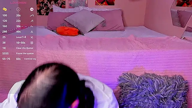 Snapshot of Luna-Chann chatting on March 18, 2025, 11:09 pm Luna-Chann online show from March 18, 2025, 11:09 pm