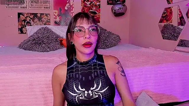 Snapshot of Luna-Chann chatting on March 21, 2025, 7:57 pm Luna-Chann online show from March 21, 2025, 7:57 pm