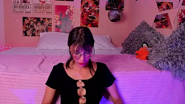 Snapshot of Luna-Chann chatting on March 11, 2025, 11:37 pm Luna-Chann online show from March 11, 2025, 11:37 pm