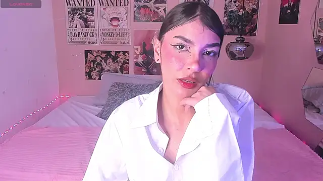 Snapshot of Luna-Chann chatting on February 23, 2025, 1:53 pm Luna-Chann online show from February 23, 2025, 1:53 pm