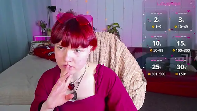 DreamyLuna online show from February 16, 2025, 8:33 pm
