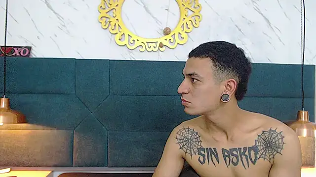 Snapshot of salome_daniel chatting on September 18, 2025, 8:01 pm salome daniel online show from September 18, 2025, 8:01 pm