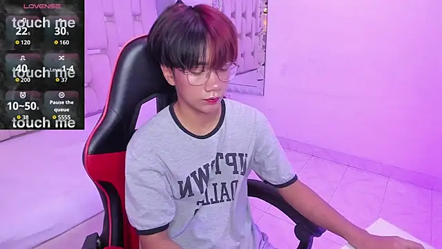 Snapshot of Eriol_ chatting on October 24, 2025, 11:53 am Eriol  online show from October 24, 2025, 11:53 am