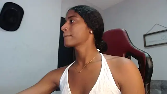 Snapshot of angelica_sexy1 chatting on October 9, 2025, 7:36 pm angelica sexy1 online show from October 9, 2025, 7:36 pm