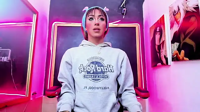 Snapshot of Isabella_stanford2 chatting on October 6, 2025, 12:50 pm Isabella stanford2 online show from October 6, 2025, 12:50 pm