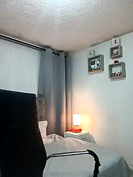 Snapshot of valeria_gomezx chatting on October 29, 2025, 10:03 am valeria gomezx online show from October 29, 2025, 10:03 am