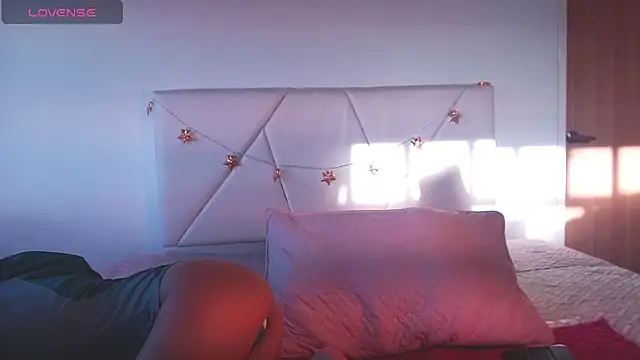 Snapshot of julz_03 chatting on November 13, 2025, 11:58 am julz 03 online show from November 13, 2025, 11:58 am