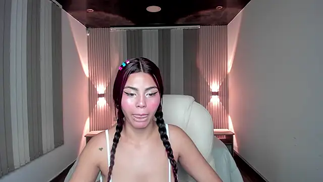 Snapshot of Kiim_Jonness chatting on February 21, 2025, 3:23 am Kiim Jonness online show from February 21, 2025, 3:23 am