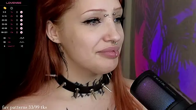 Snapshot of violetviolator chatting on January 18, 2025, 11:00 am violetviolator online show from January 18, 2025, 11:00 am