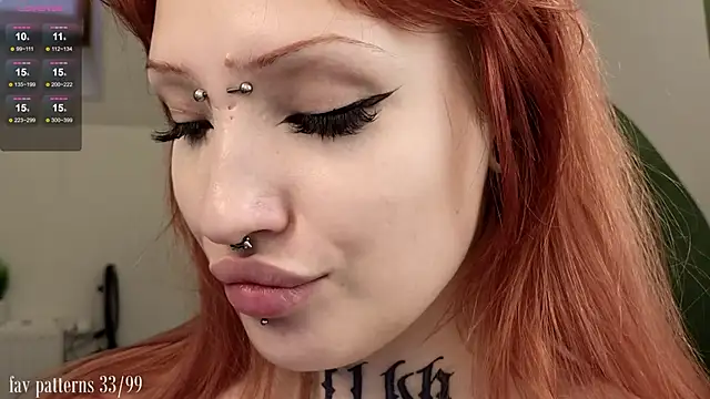 Snapshot of violetviolator chatting on March 7, 2025, 4:00 pm violetviolator online show from March 7, 2025, 4:00 pm