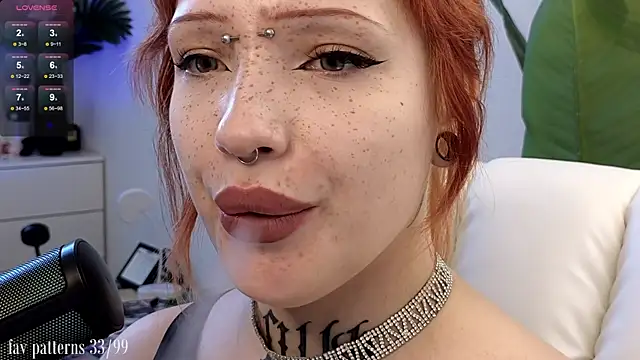 Snapshot of violetviolator chatting on March 22, 2025, 9:02 am violetviolator online show from March 22, 2025, 9:02 am