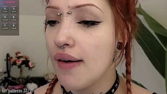 Snapshot of violetviolator chatting on March 10, 2025, 4:49 am violetviolator online show from March 10, 2025, 4:49 am