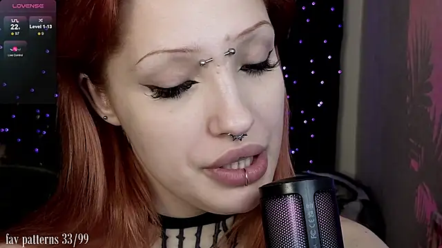 Snapshot of violetviolator chatting on February 9, 2025, 11:47 am violetviolator online show from February 9, 2025, 11:47 am