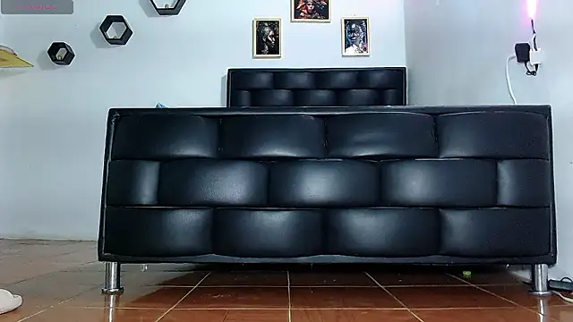 Snapshot of Yorkdirty chatting on December 4, 2024, 9:51 pm Yorkdirty online show from December 4, 2024, 9:51 pm