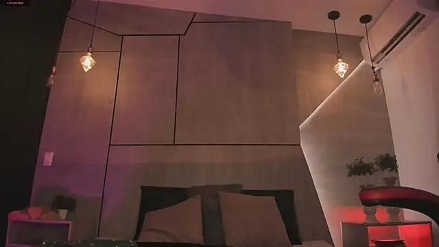 Snapshot of NyxShadow__ chatting on October 9, 2025, 4:13 am NyxShadow online show from October 9, 2025, 4:13 am