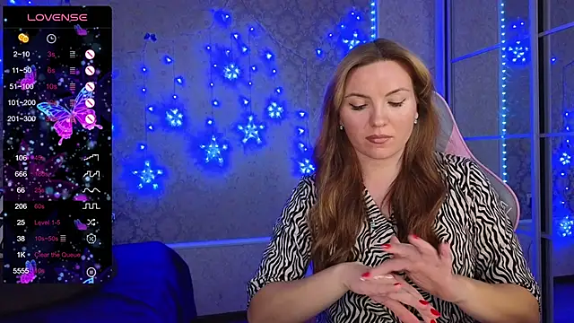 -DIVORA- online show from January 31, 2025, 7:18 pm