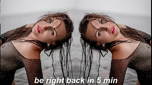 -DIVORA- online show from February 14, 2025, 9:10 pm