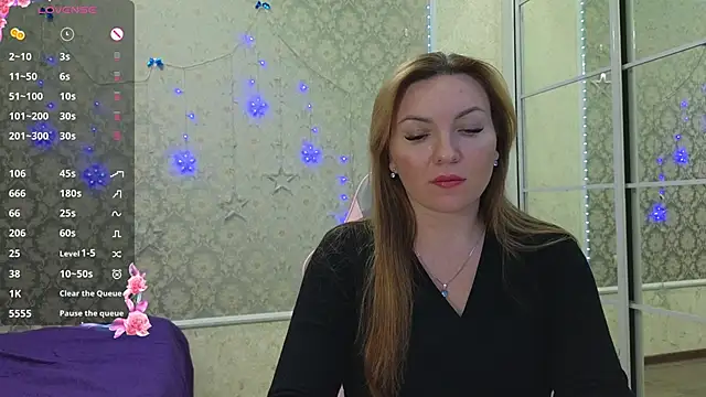-DIVORA- online show from February 26, 2025, 8:04 pm