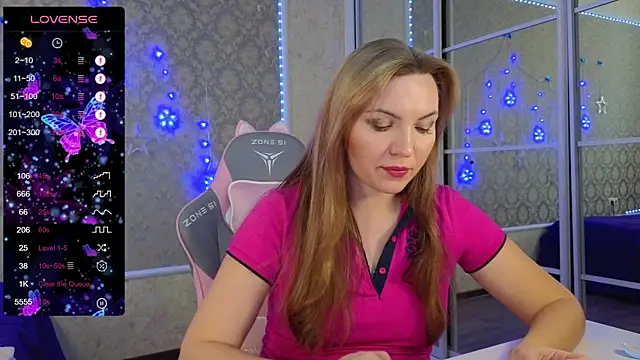 -DIVORA- online show from February 10, 2025, 8:53 am