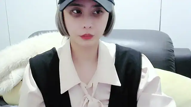 Snapshot of yourz_tw chatting on March 18, 2025, 12:28 pm yourz tw online show from March 18, 2025, 12:28 pm