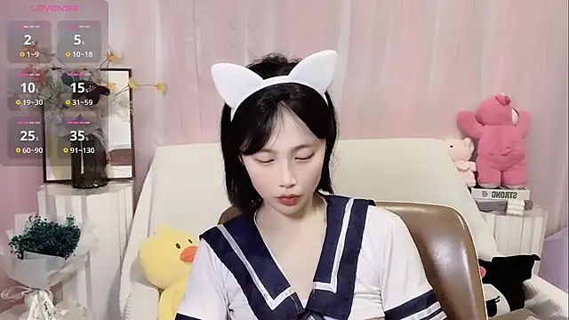 LaoSHI-999 online show from March 15, 2025, 10:13 am