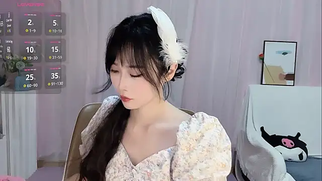 LaoSHI-999 online show from October 10, 2025, 10:05 am