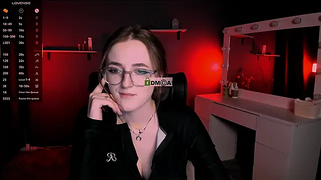 Snapshot of luna_berryy chatting on March 15, 2025, 12:36 am luna berryy online show from March 15, 2025, 12:36 am