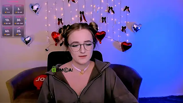 luna berryy online show from February 20, 2026, 8:22 pm