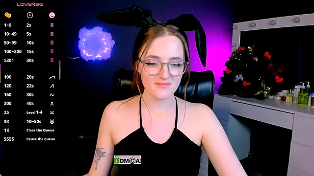 Snapshot of luna_berryy chatting on February 21, 2025, 11:32 pm luna berryy online show from February 21, 2025, 11:32 pm