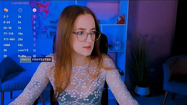 Snapshot of luna_berryy chatting on January 4, 2025, 8:16 pm luna berryy online show from January 4, 2025, 8:16 pm