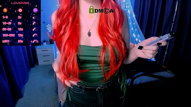 Snapshot of luna_berryy chatting on October 25, 2025, 7:58 pm luna berryy online show from October 25, 2025, 7:58 pm