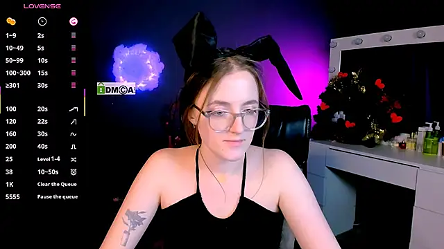 Snapshot of luna_berryy chatting on February 22, 2025, 2:39 am luna berryy online show from February 22, 2025, 2:39 am