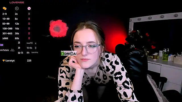 Snapshot of luna_berryy chatting on February 21, 2025, 2:39 am luna berryy online show from February 21, 2025, 2:39 am