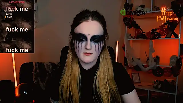 Snapshot of luna_berryy chatting on October 23, 2025, 7:23 pm luna berryy online show from October 23, 2025, 7:23 pm