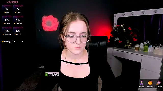 Snapshot of luna_berryy chatting on February 20, 2025, 11:32 pm luna berryy online show from February 20, 2025, 11:32 pm