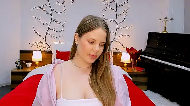 holy kitty online show from February 4, 2025, 12:33 pm