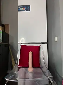 Miss chiks online show from January 15, 2025, 4:11 pm