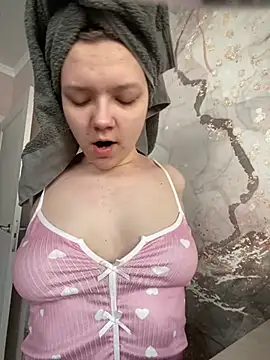 JennyPortman online show from February 7, 2025, 5:41 am