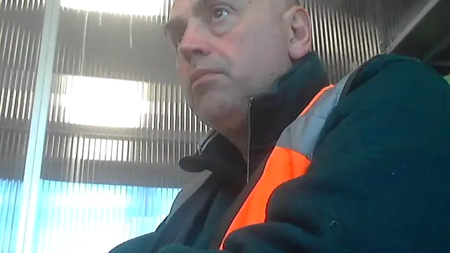 Snapshot of pantomax chatting on October 9, 2025, 8:04 am pantomax online show from October 9, 2025, 8:04 am