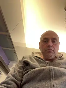 pantomax online show from January 28, 2025, 2:42 pm