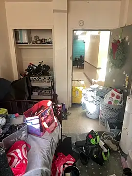 Snapshot of kelloggs202 chatting on December 17, 2024, 8:32 pm kelloggs202 online show from December 17, 2024, 8:32 pm