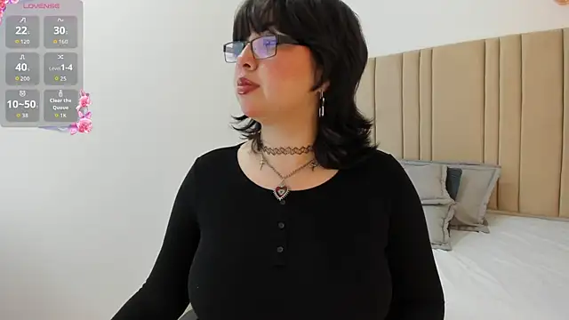 Snapshot of giiiia_ chatting on September 10, 2025, 1:26 am giiiia online show from September 10, 2025, 1:26 am