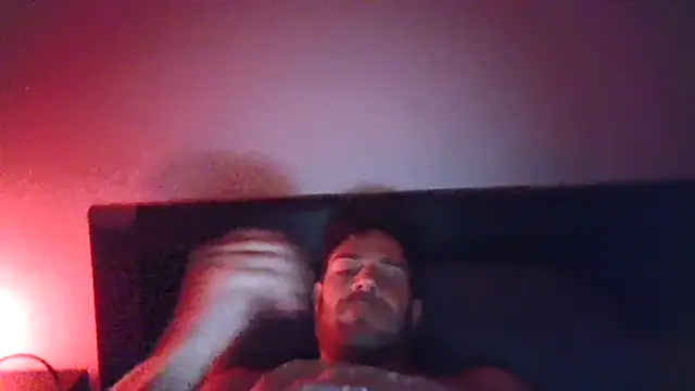 Snapshot of alpha-hunk chatting on December 17, 2025, 9:20 pm alpha-hunk online show from December 17, 2025, 9:20 pm