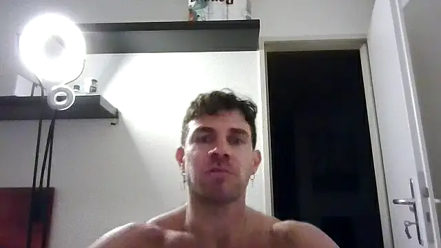 Snapshot of alpha-hunk chatting on December 5, 2025, 4:16 pm alpha-hunk online show from December 5, 2025, 4:16 pm