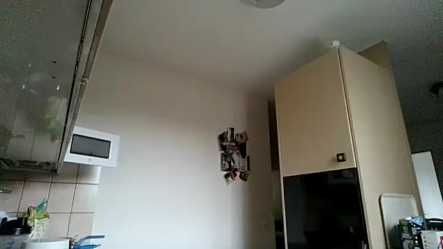 Snapshot of alpha-hunk chatting on October 16, 2025, 7:27 am alpha-hunk online show from October 16, 2025, 7:27 am