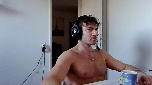 Snapshot of alpha-hunk chatting on January 15, 2026, 1:36 pm alpha-hunk online show from January 15, 2026, 1:36 pm