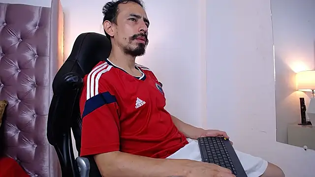 Sr Magnus  online show from September 29, 2025, 5:14 am