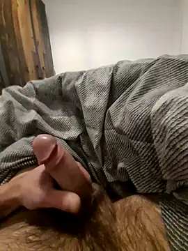 Snapshot of NiceBone000 chatting on November 23, 2025, 4:28 pm NiceBone000 online show from November 23, 2025, 4:28 pm