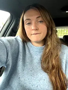 Snapshot of BustyBonnieUK chatting on October 15, 2025, 12:13 pm BustyBonnieUK online show from October 15, 2025, 12:13 pm